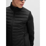 보스 Thor Water Repellent 패딩 골프 조끼 - 검은 색