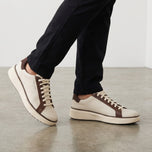 Cole Haan GrandPrø Topspin 방수 와이드 골프 슈즈 - 아이보리/CHSTNT