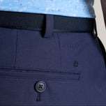 Peter Millar Salem 高性能高尔夫短裤 - 海军蓝