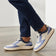 Cole Haan GrandPro Crossover 防水宽幅高尔夫球鞋 - 象牙色/海军蓝