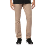 Travis Mathew는 골프 바지를 닫기 위해 오픈합니다 - Kahki